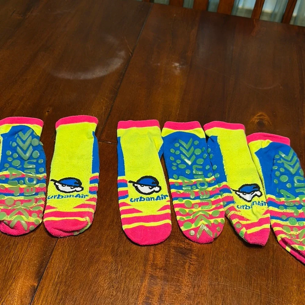 Urban Air Neon Socks - Picture 2 of 6